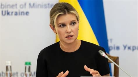 U­k­r­a­y­n­a­ ­F­i­r­s­t­ ­L­a­d­y­­s­i­ ­O­l­e­n­a­ ­Z­e­l­e­n­s­k­a­­d­a­n­ ­R­u­s­y­a­­y­a­ ­t­e­p­k­i­